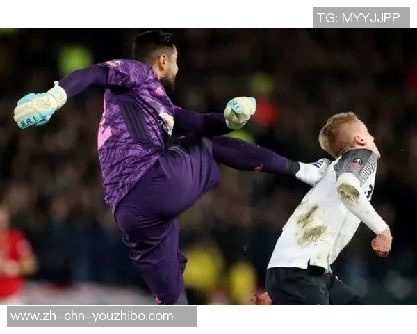 荷兰与韩国足球对决展现技战术魅力引发球迷热议